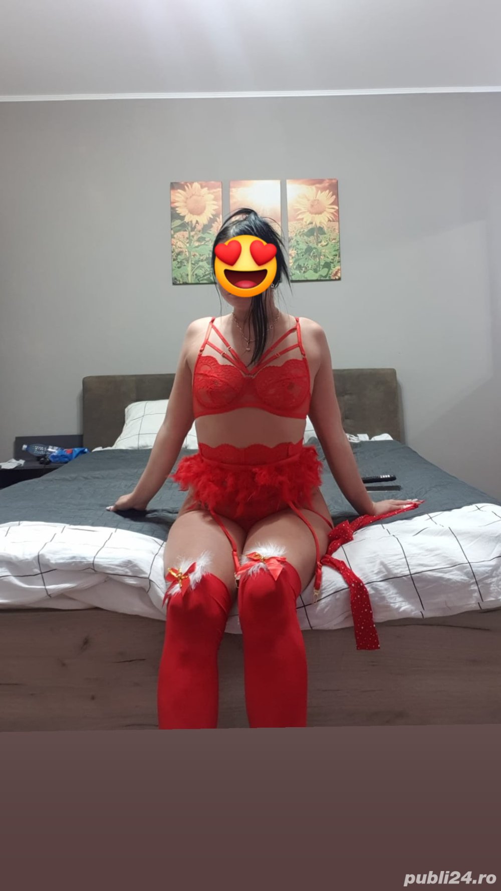 Dețin Costumația Te Aștept Sexy în Roșu 